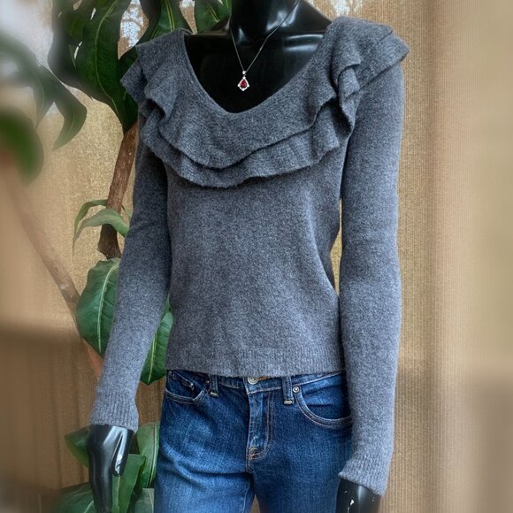 White House Black Market Double Ruffle Scoop Neck Long Sleeve Sweater Sz XS - Picture 2 of 13